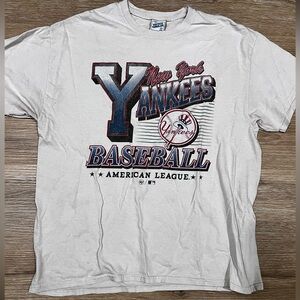 New York Yankees VintageTubular Graphic T-Shirt